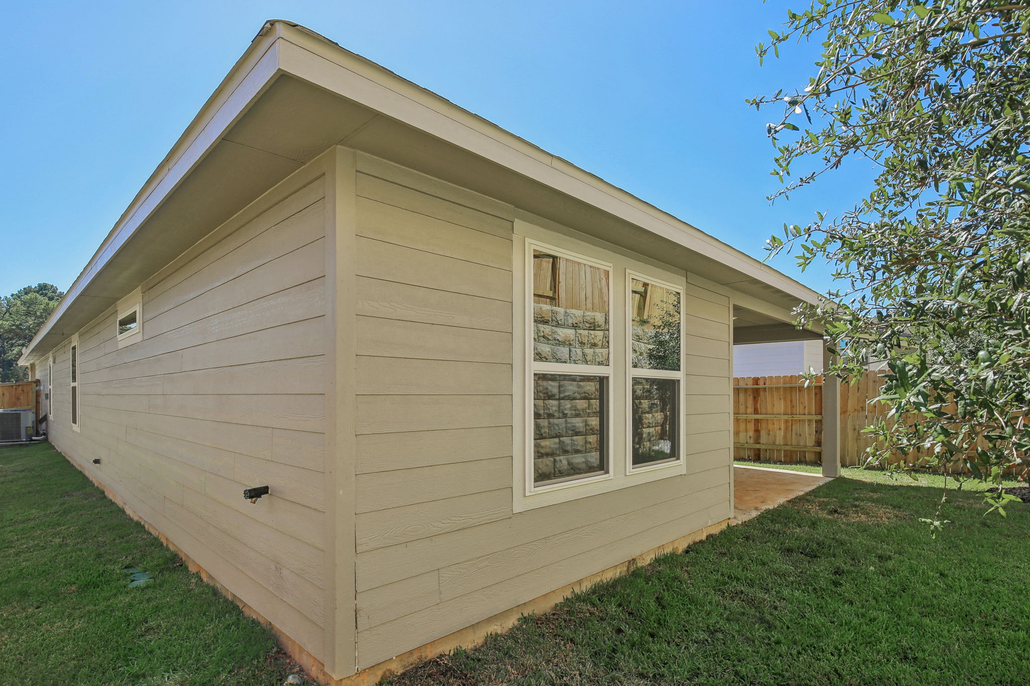 Meritage Homes Houston - Montgomery Oaks - 1600 Shae Oak Ln, Conroe, TX 77304 - 024