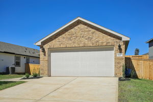 Meritage Homes Houston - Montgomery Oaks - 1600 Shae Oak Ln, Conroe, TX 77304 - 003