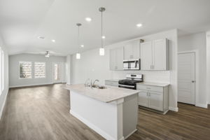 Meritage Homes Houston - Montgomery Oaks - 1600 Shae Oak Ln, Conroe, TX 77304 - 006