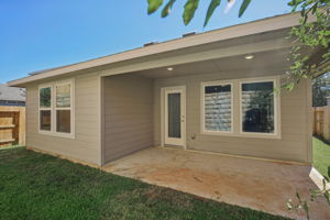 Meritage Homes Houston - Montgomery Oaks - 1600 Shae Oak Ln, Conroe, TX 77304 - 025
