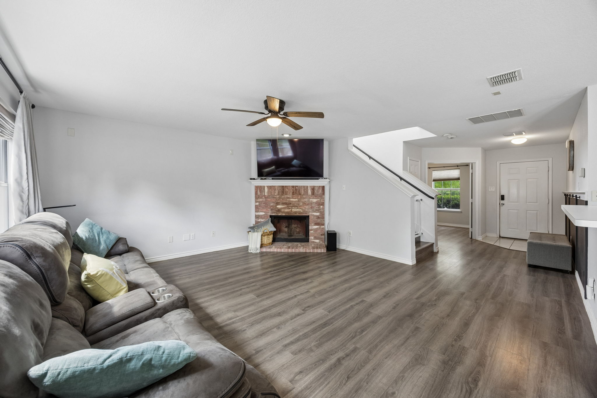 1600Southridge_017
