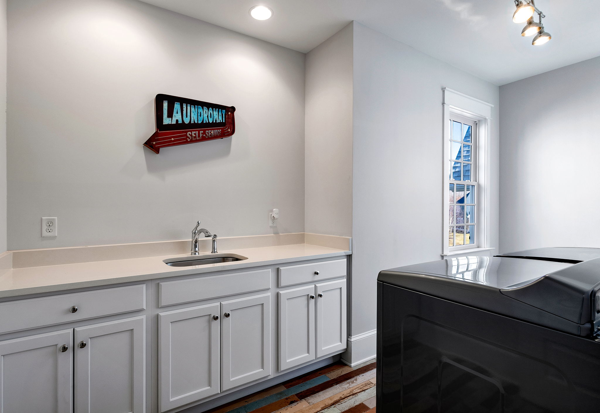 54-Laundry Room