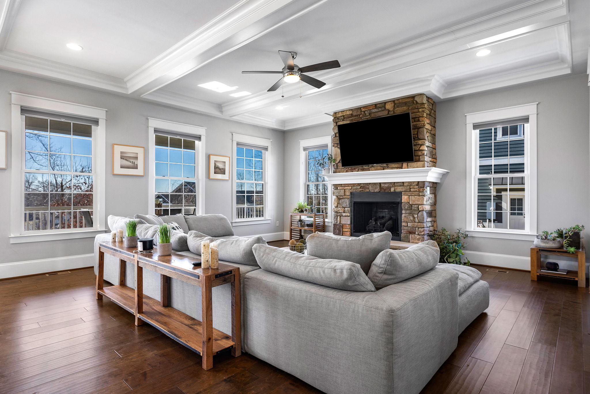 08-Family Room