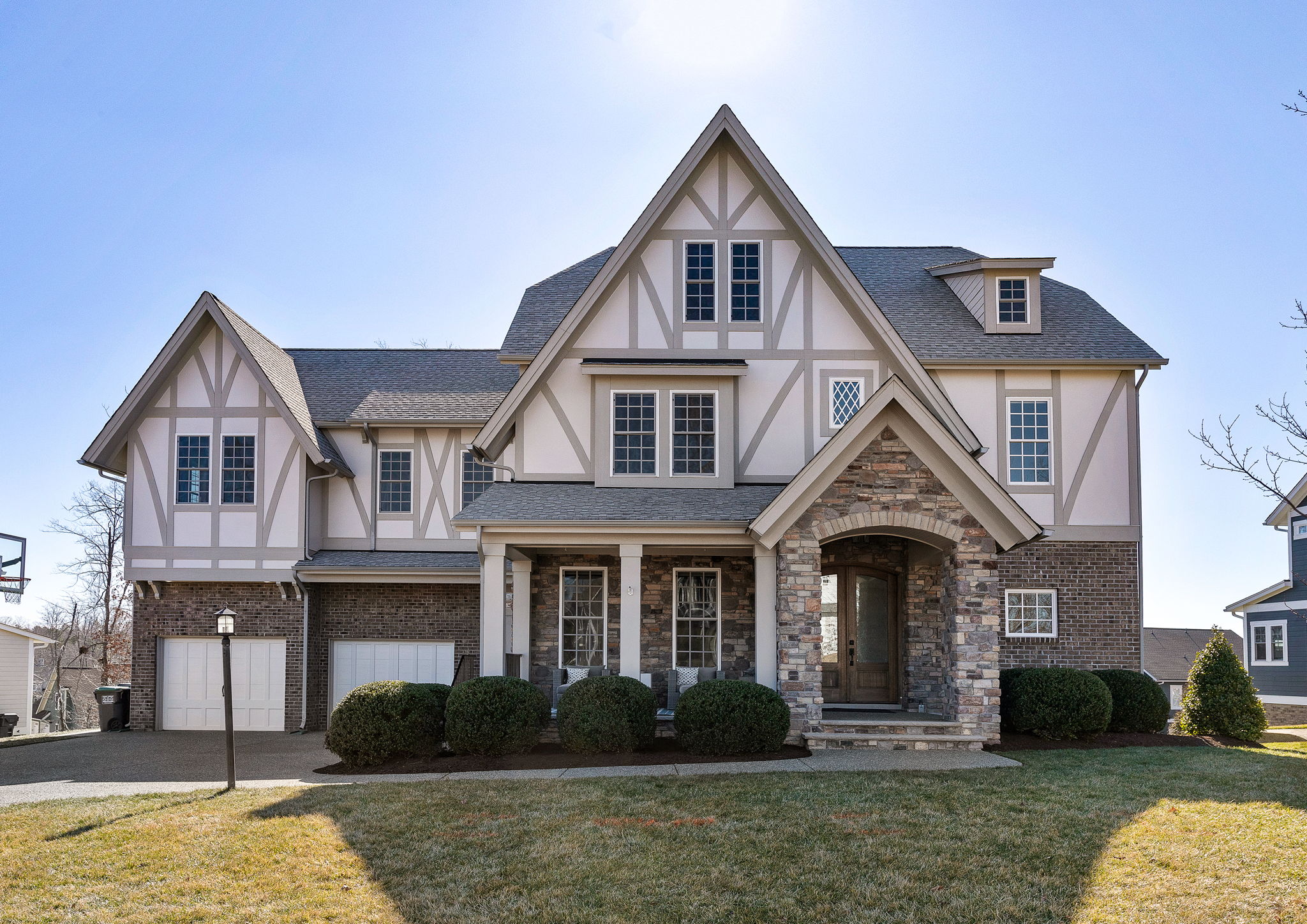 02-Exterior Front