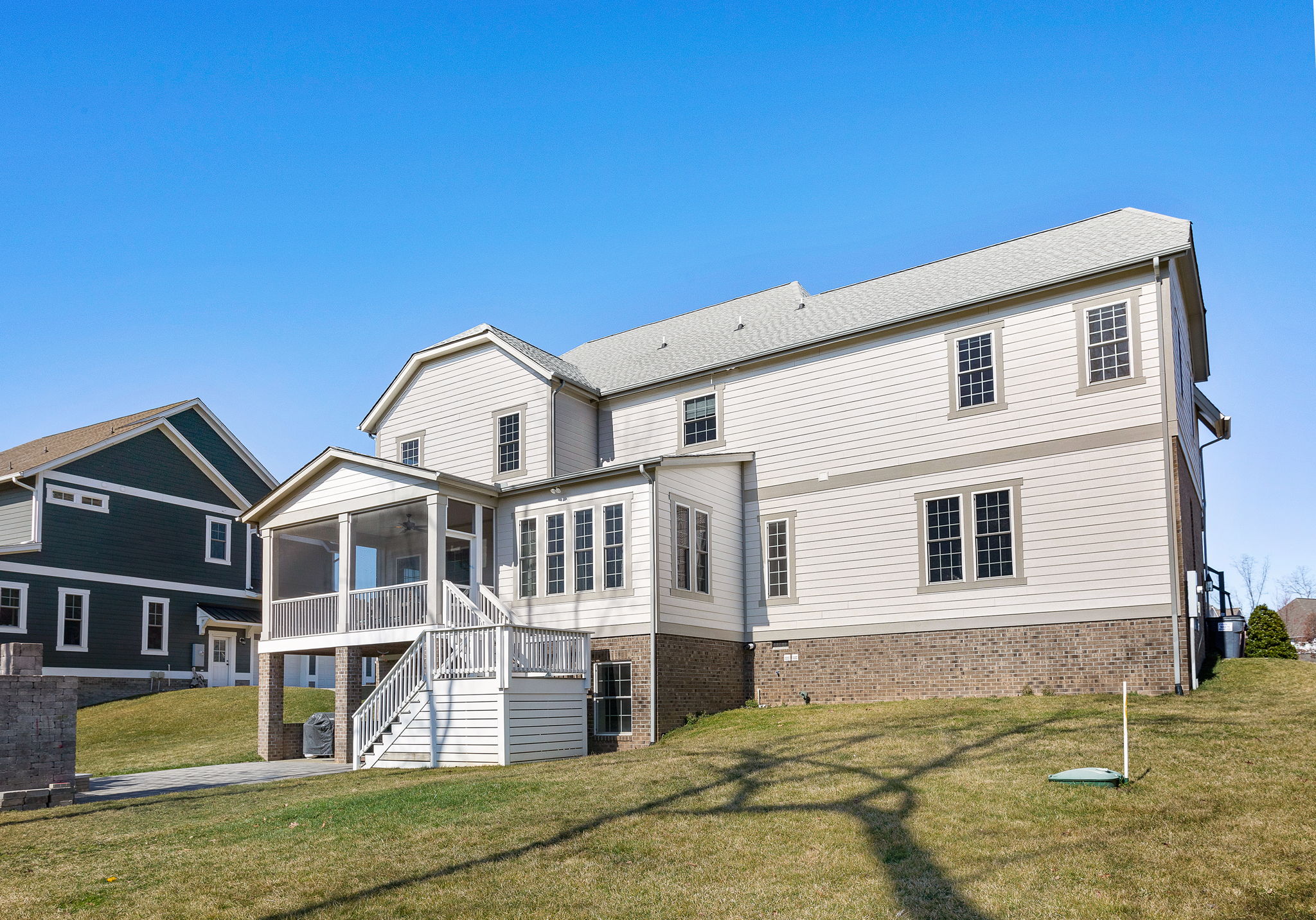 59-Exterior Back