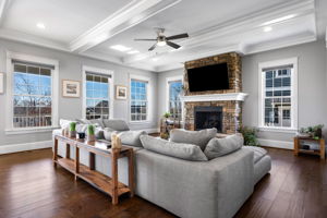 08-Family Room