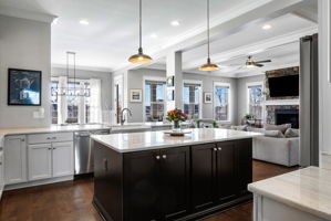 16-Kitchen