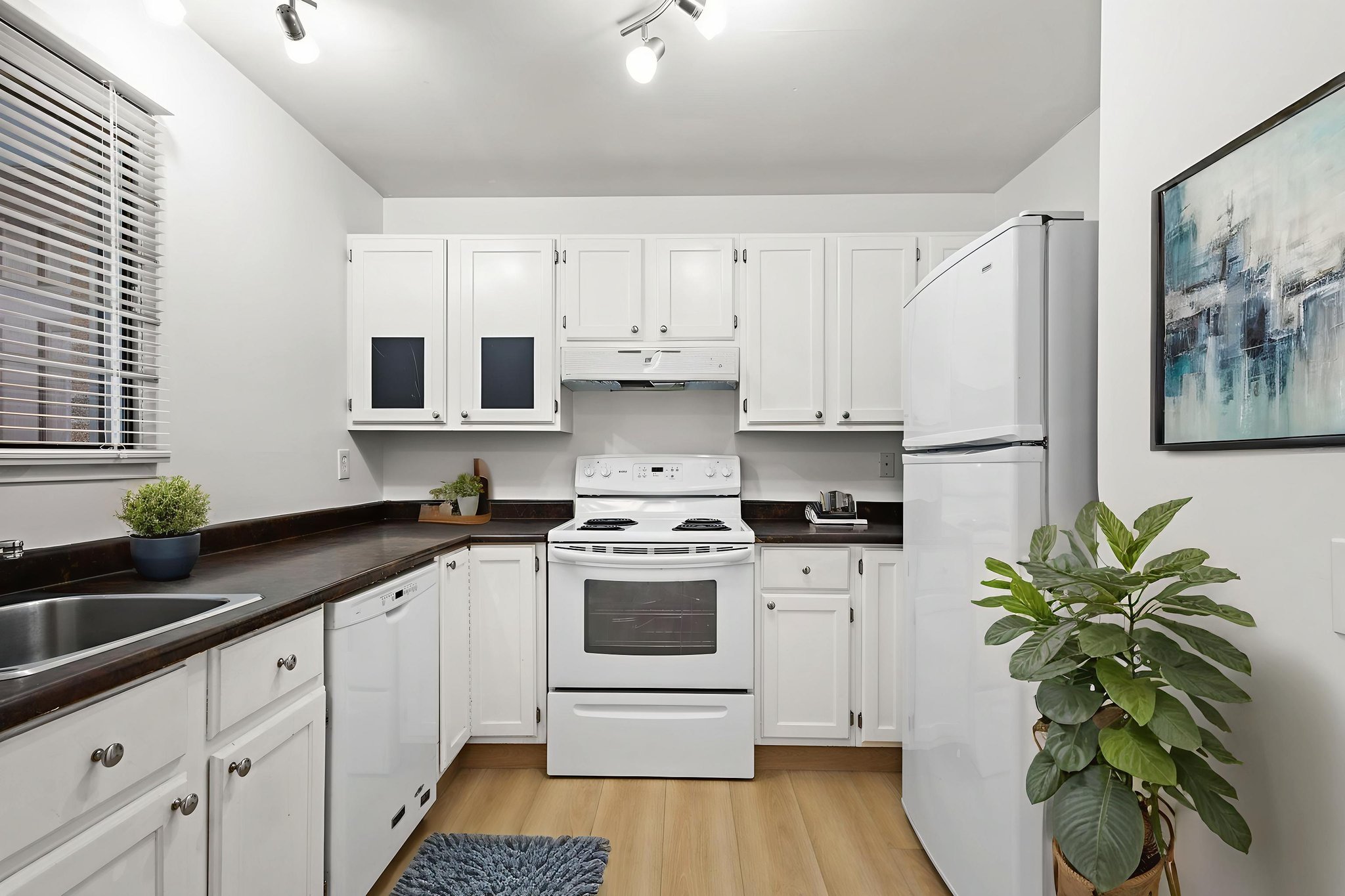 OpenDwelling_1601 15 ST SW Calgary-11 virtually staged.jpeg