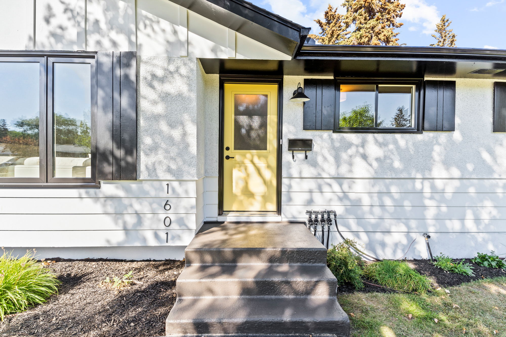 1601 Adelaide St E, Saskatoon, SK S7J 0J2, Canada Photo 5