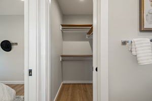  Photo 33
