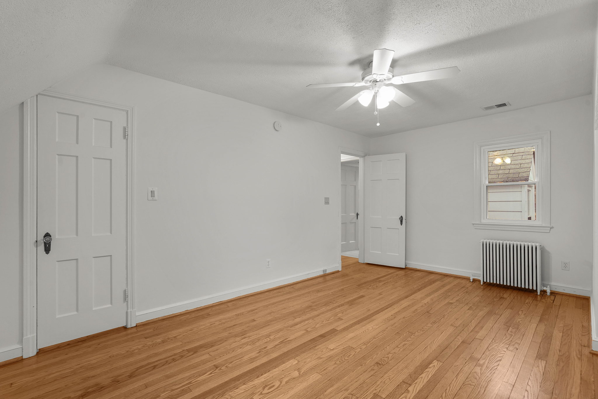 1601 Grace Church Rd, Silver Spring, MD 20910, USA Photo 24