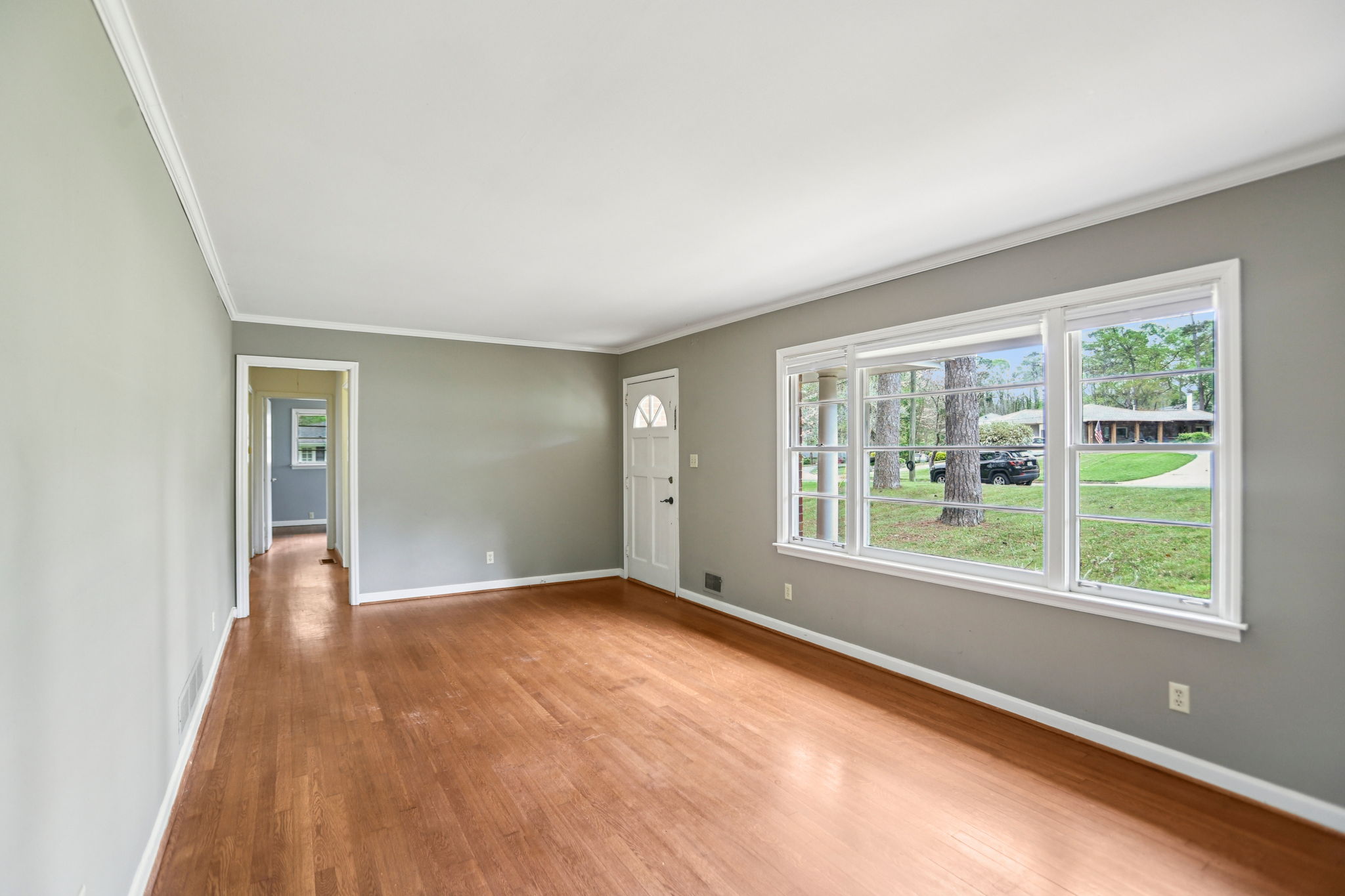 Moncrief Cir-S0204-005