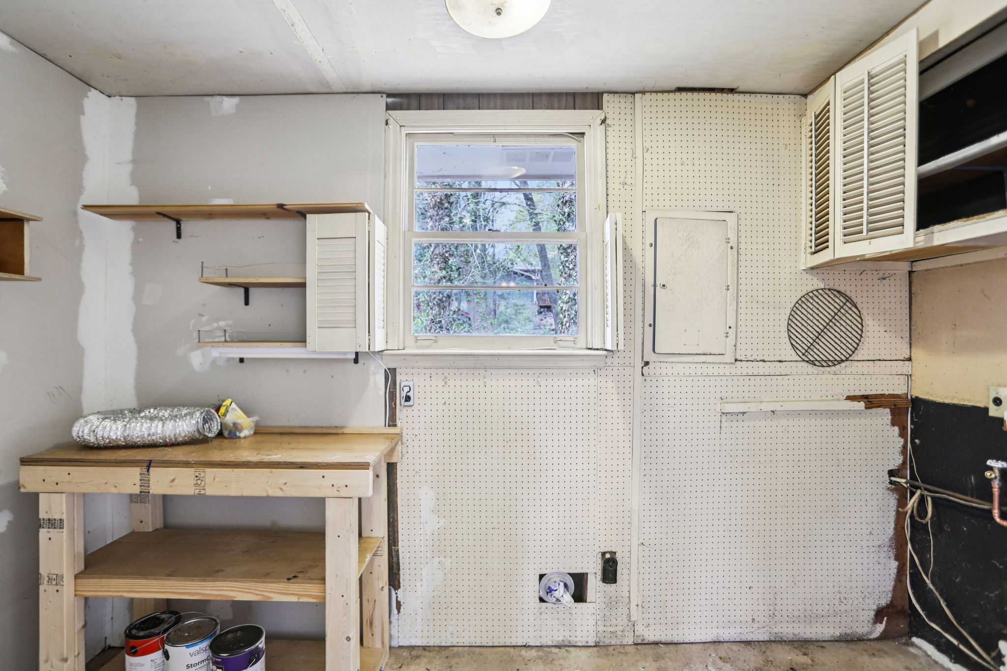 Moncrief Cir-S0204-025