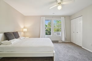 W Swallow Rd 9-0106-023.jpg