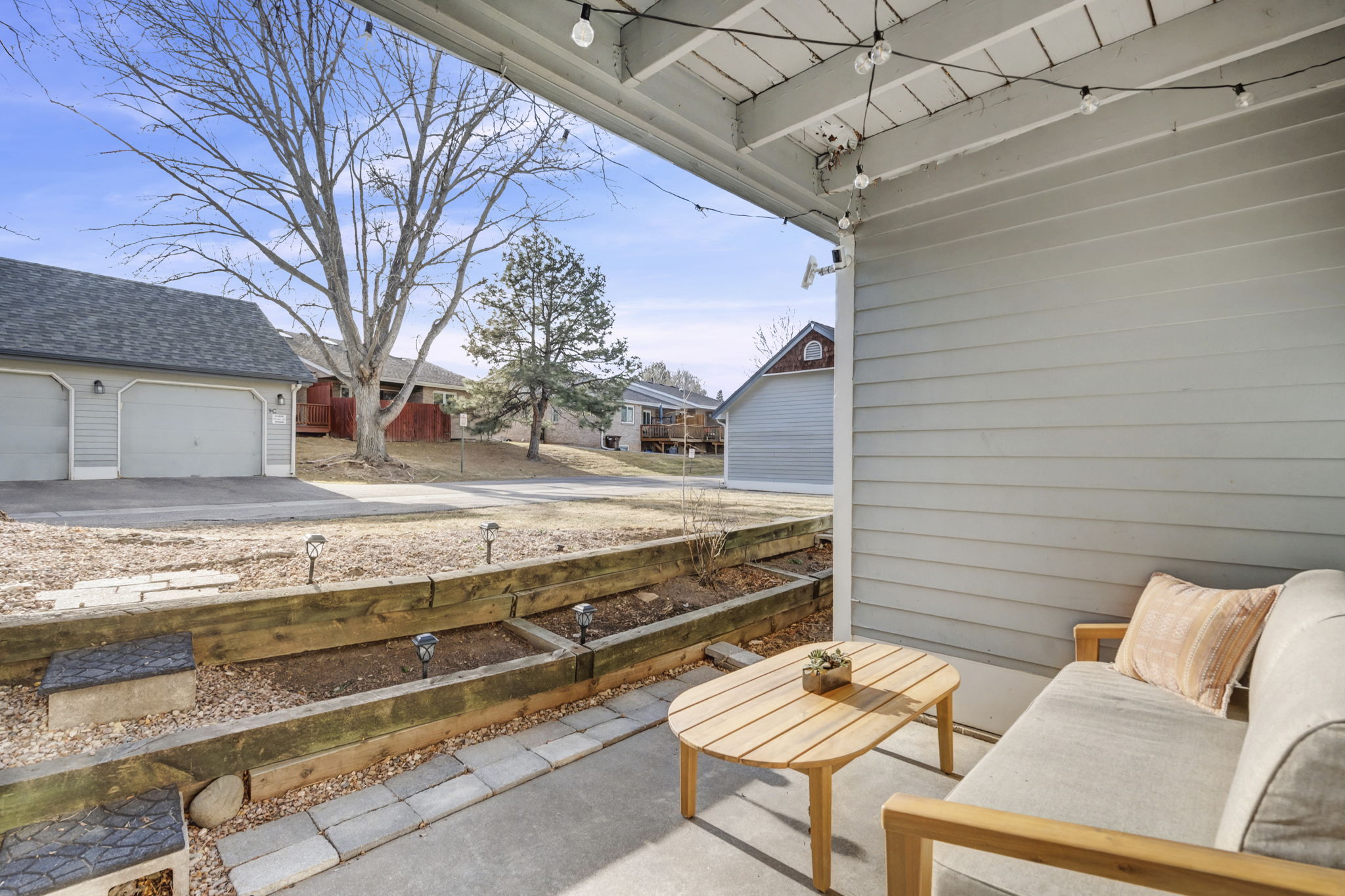 Like to garden? This area is yours to use and enjoy