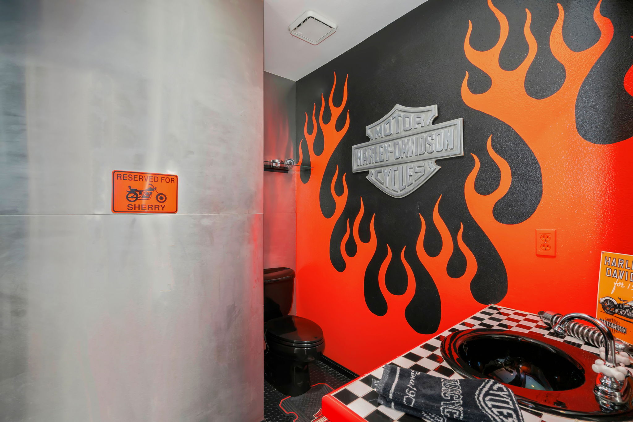  Photo 12