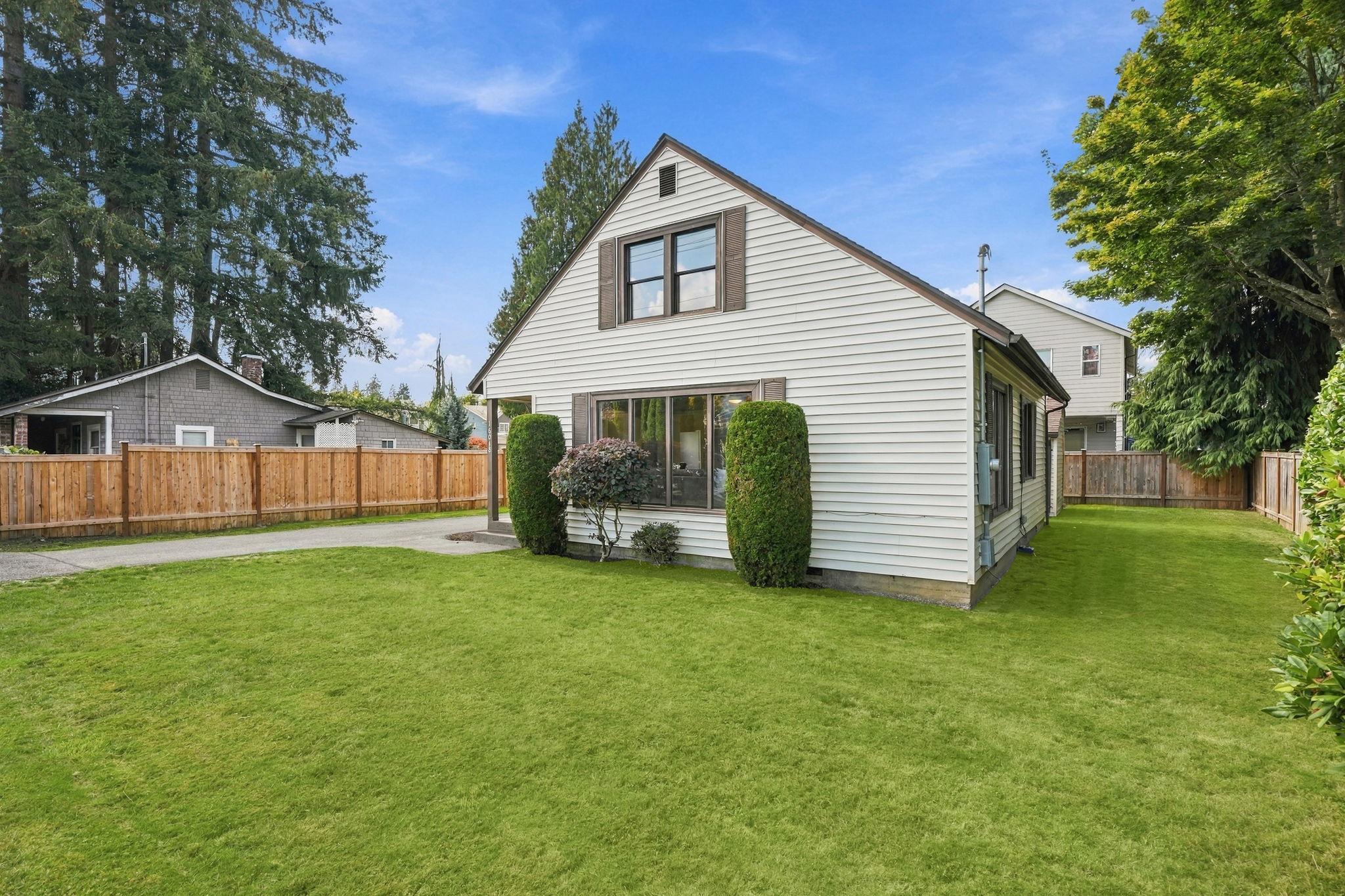  Photo 49
