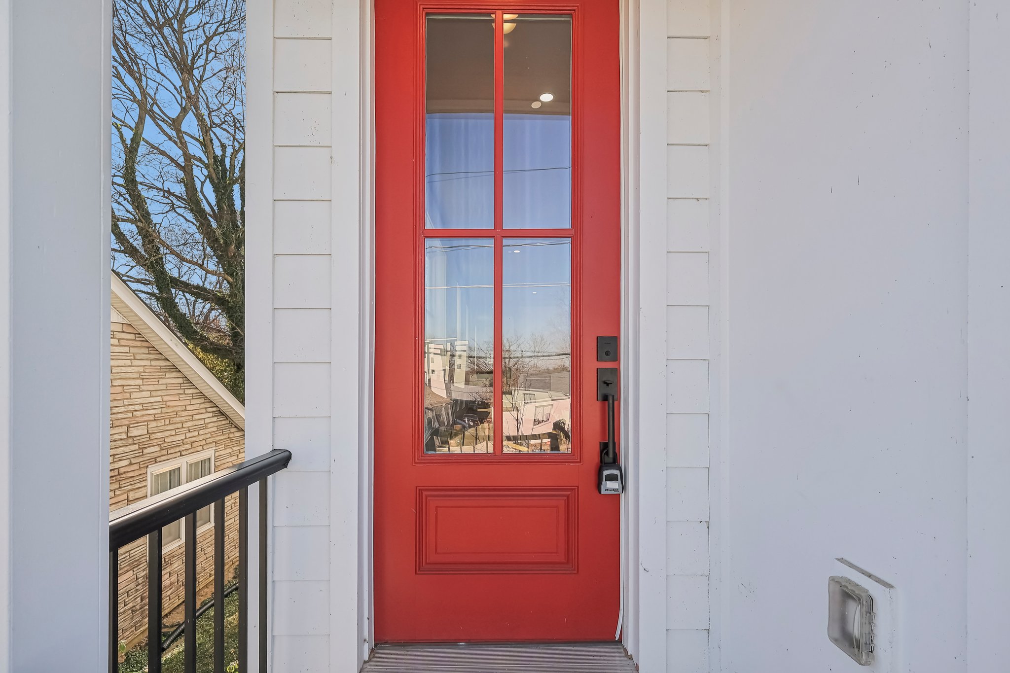 Litton Ave B-007.jpg