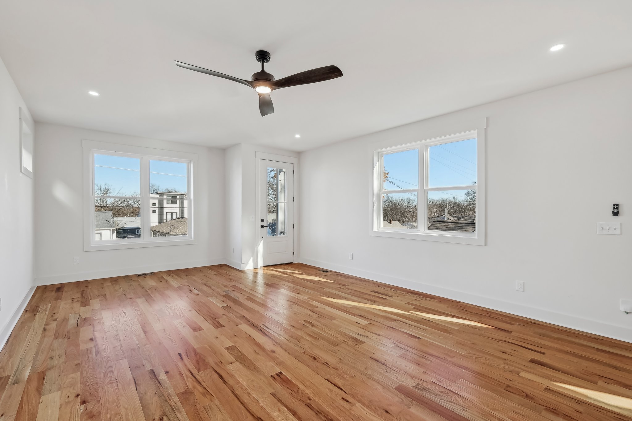 Litton Ave B-011.jpg