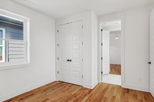 Litton Ave B-031.jpg