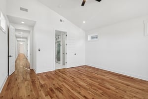 Litton Ave B-039.jpg