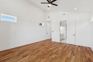 Litton Ave B-041.jpg