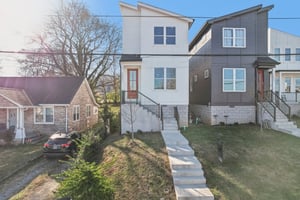 Litton Ave B-061.jpg