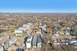 Litton Ave B-070.jpg