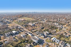Litton Ave B-072.jpg