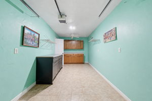  Photo 35