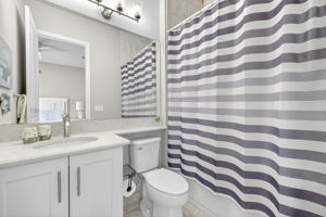 Ensuite bath to 2nd bedroom with walk-in closet, too!