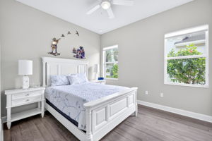 Second bedroom with walk-in closet and ensuite bath! Great for Company