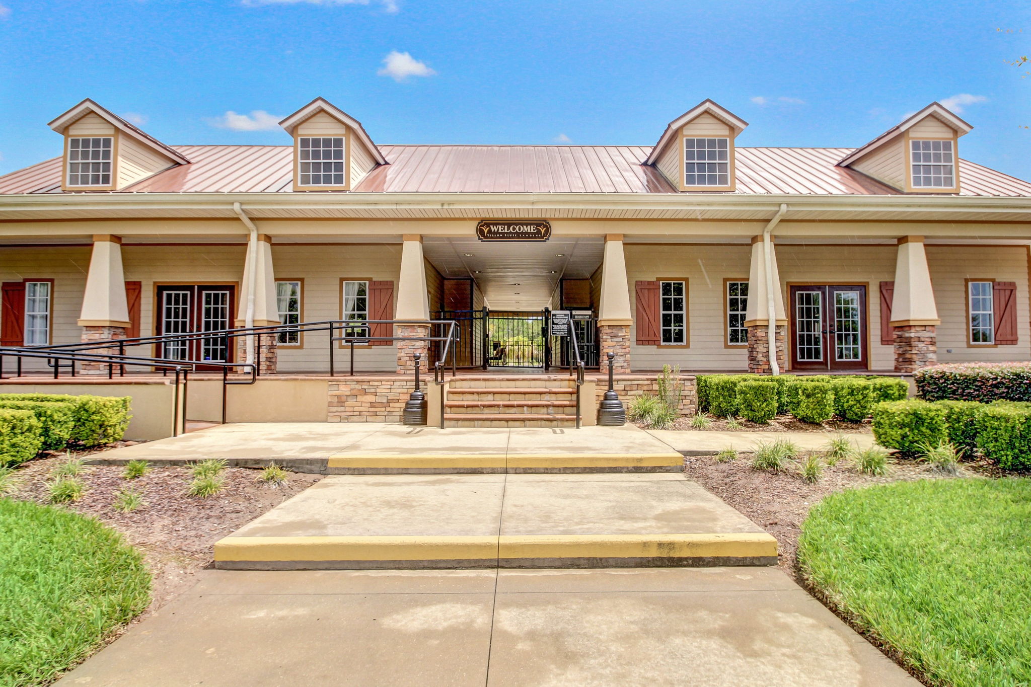 Plus, you'll have access to a modernized clubhouse!