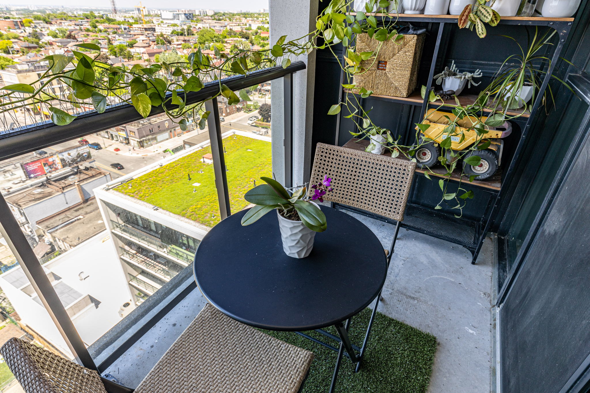 Toronto property showcase — delivered property photograph 30