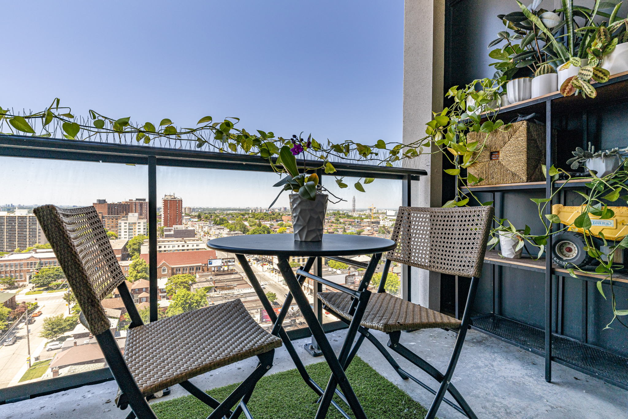 Toronto property showcase — delivered property photograph 28