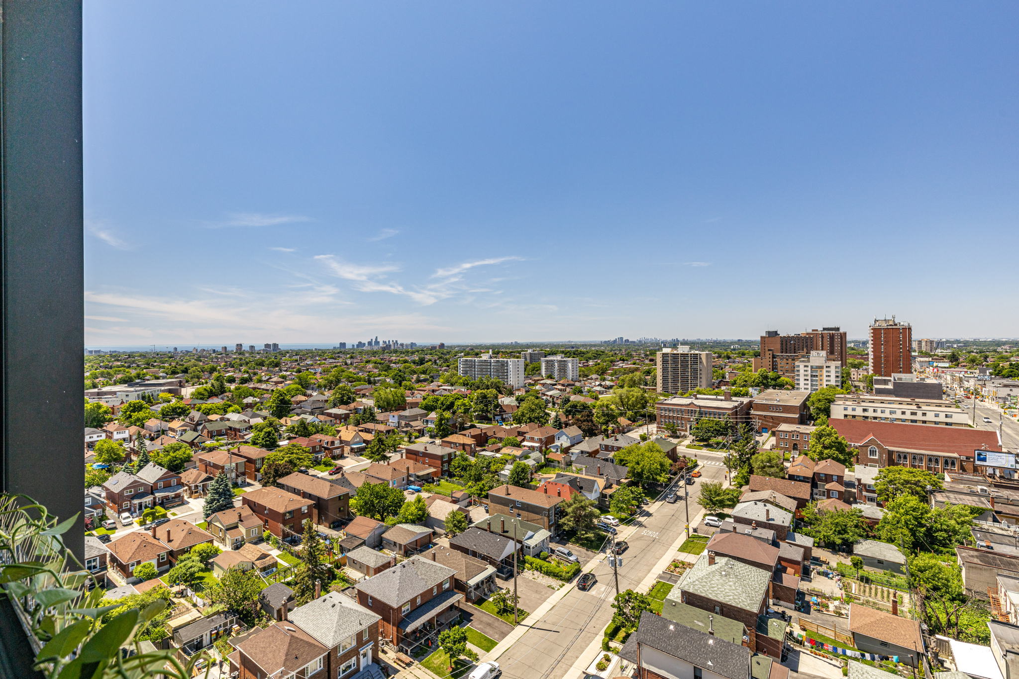 Toronto property showcase — delivered property photograph 33