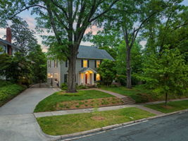 Photo 0