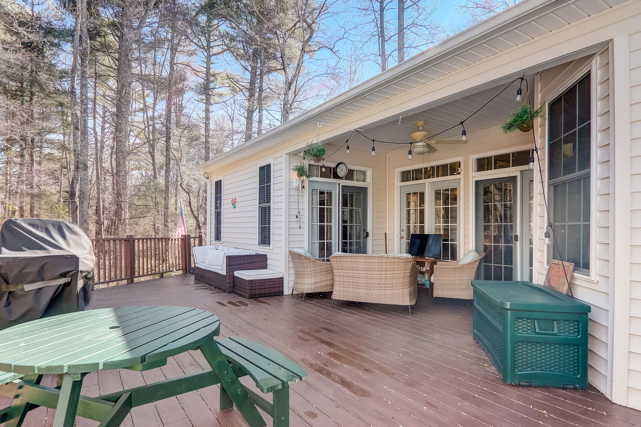  Howard Gap Loop Rd -044