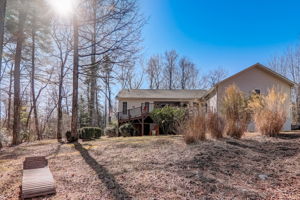  Howard Gap Loop Rd -053