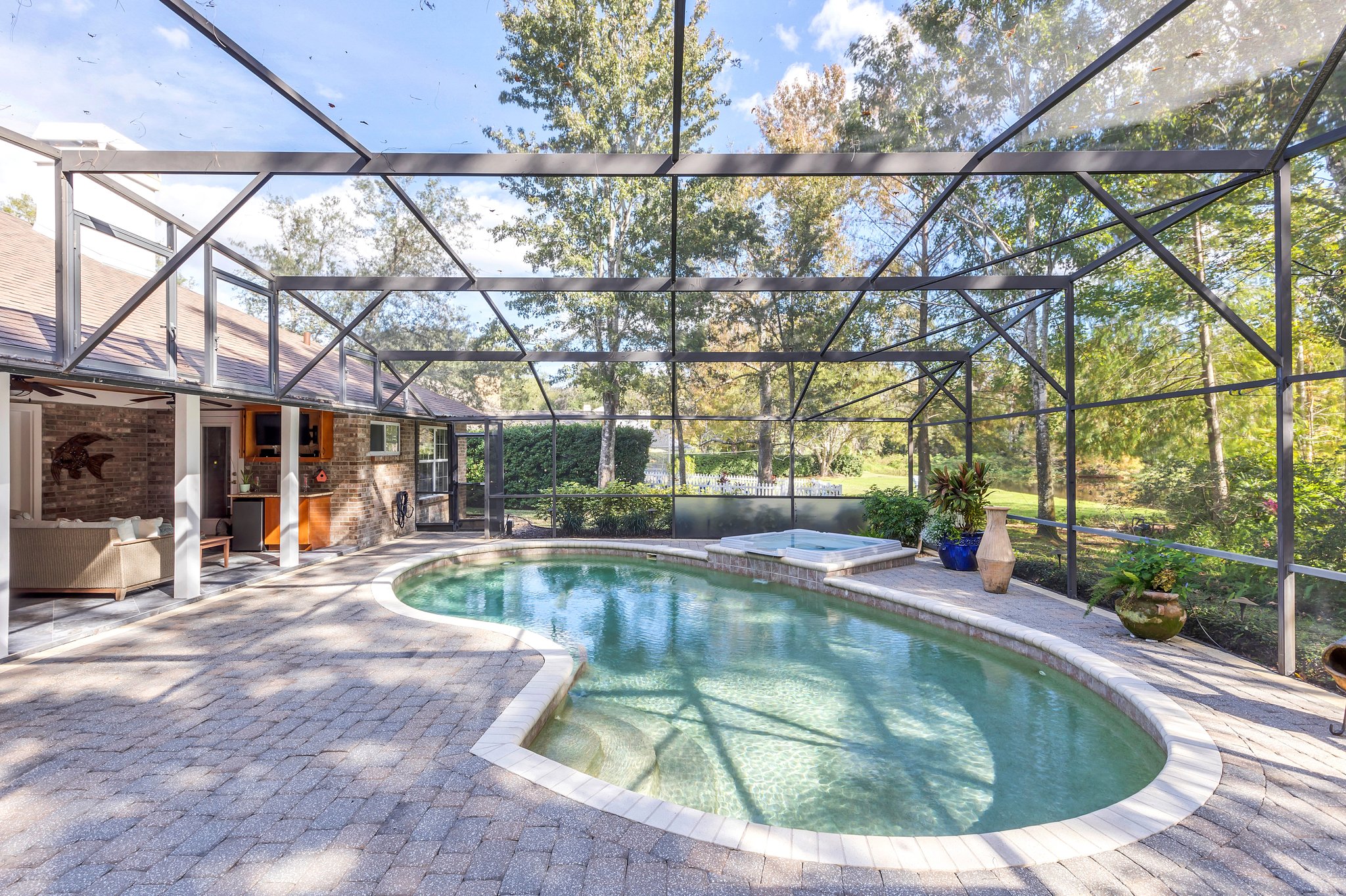  Photo 36