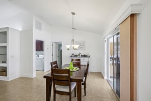 NE 33rd Ln-S1704-009.jpg