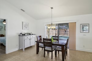 NE 33rd Ln-S1704-011.jpg