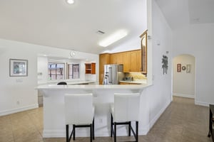 NE 33rd Ln-S1704-014.jpg