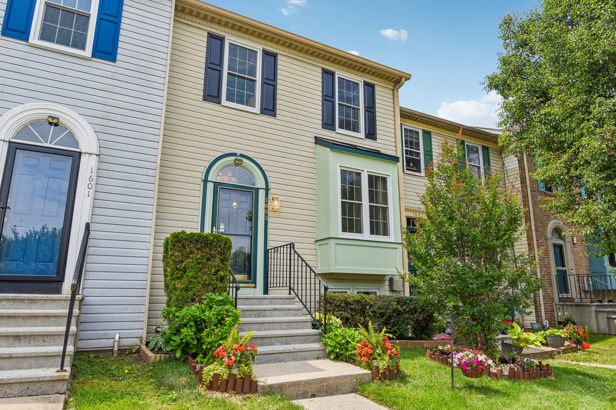 1603 Winding Brook Way-S1006-003.jpg