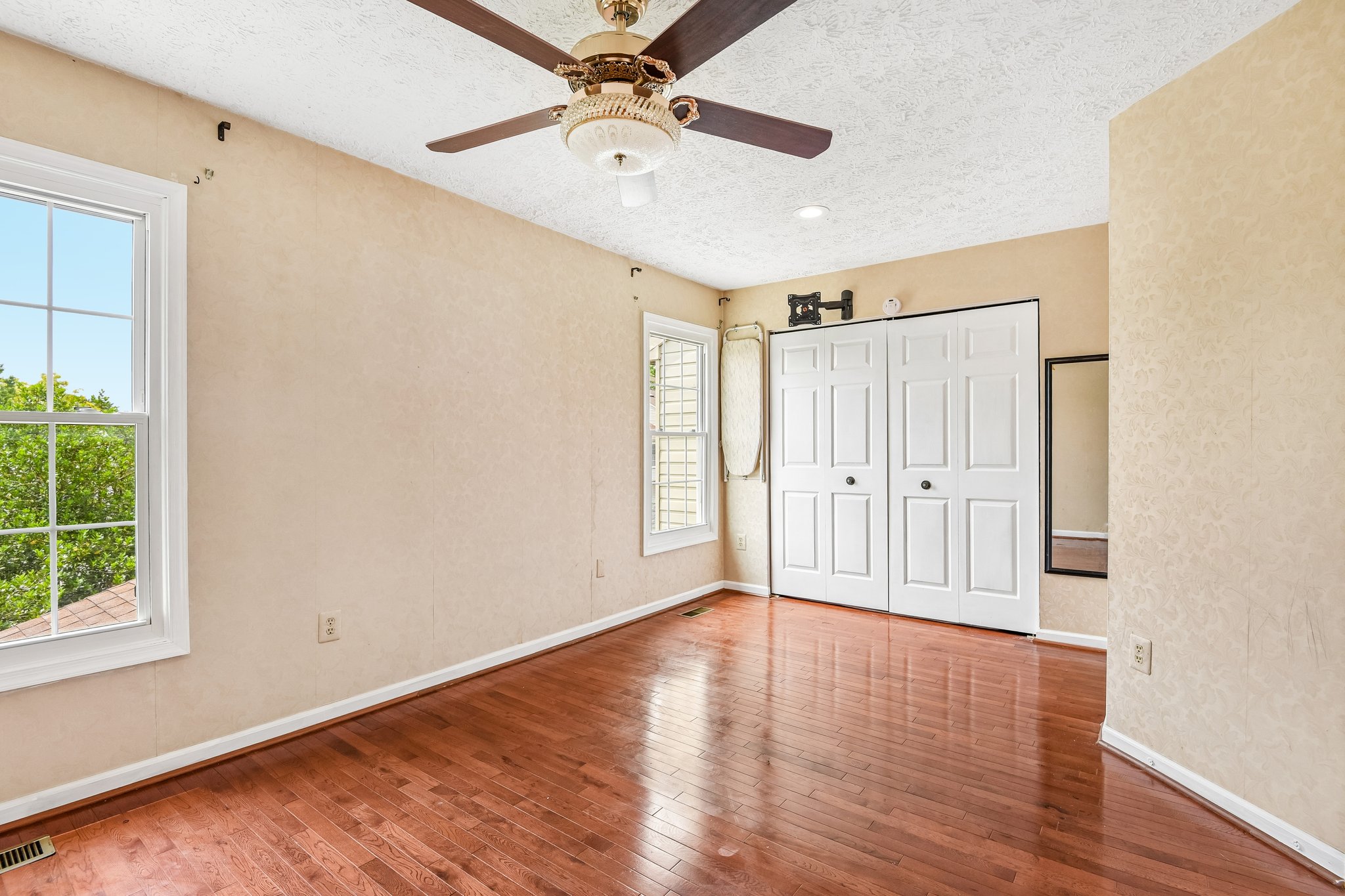 1603 Winding Brook Way-S1006-018.jpg