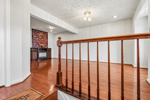 1603 Winding Brook Way-S1006-004.jpg