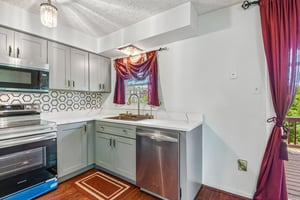 1603 Winding Brook Way-S1006-016.jpg
