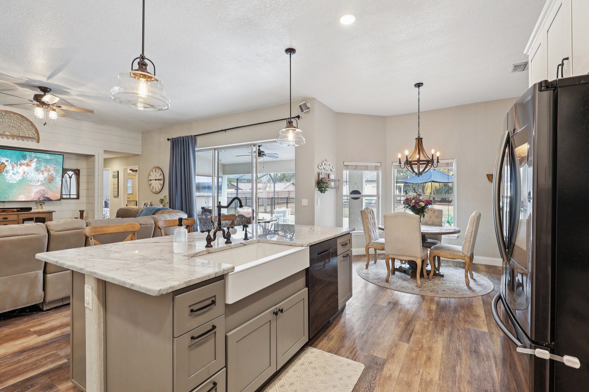 Kealan Cir-L1302-016.jpg