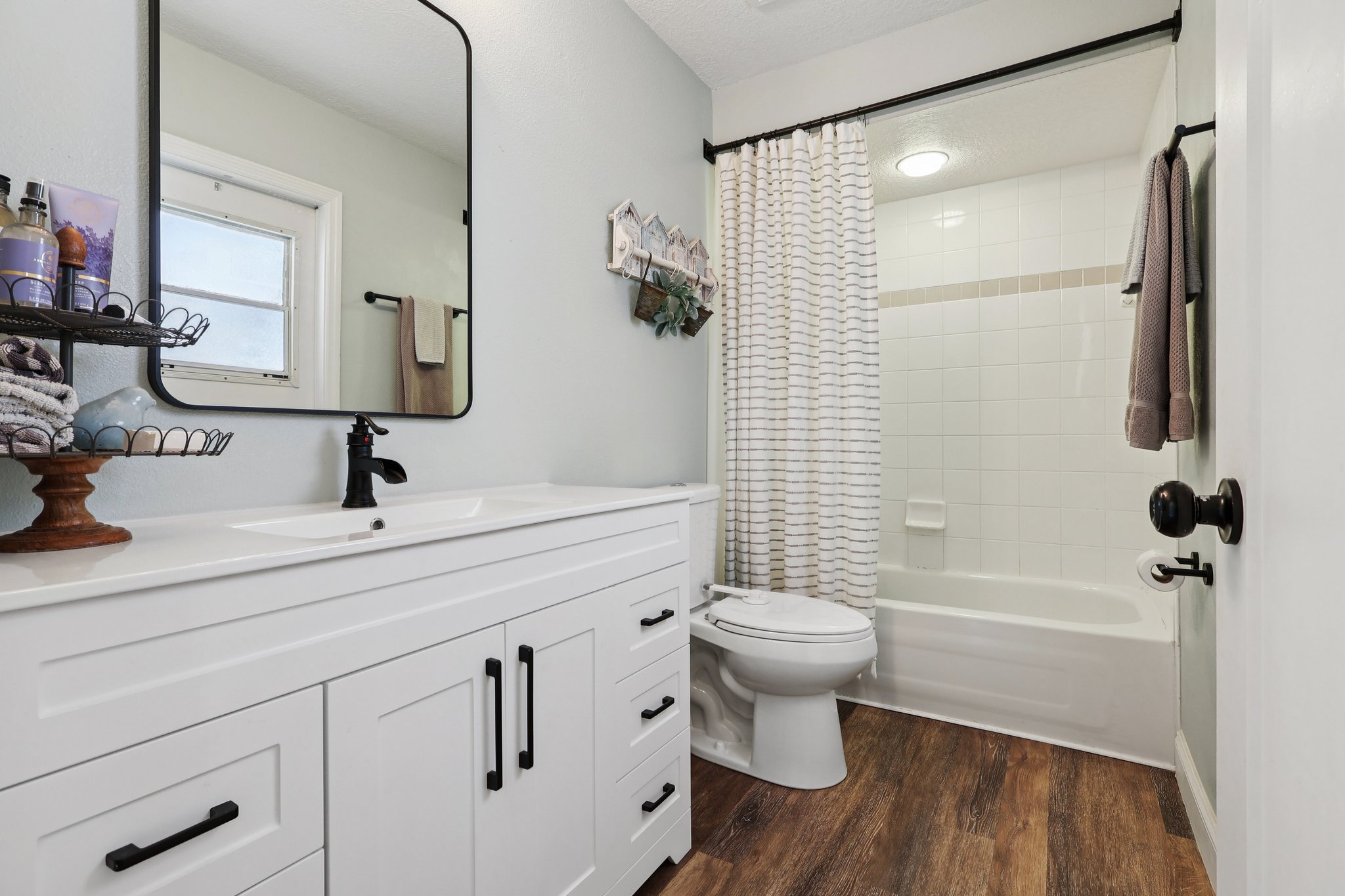 Kealan Cir-L1302-026.jpg