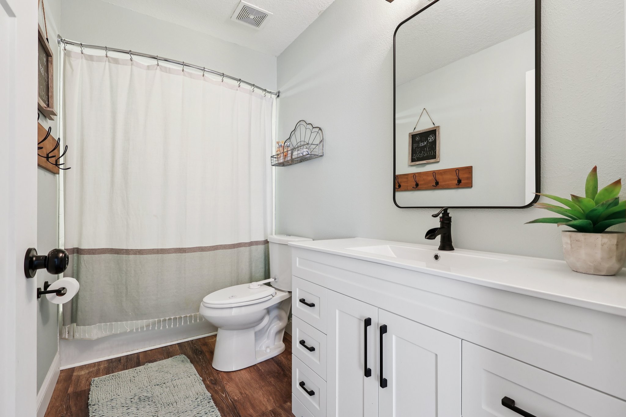 Kealan Cir-L1302-029.jpg